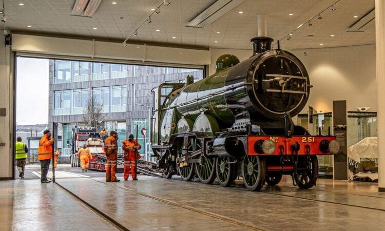 No. 251 arrives at Doncaster Plant